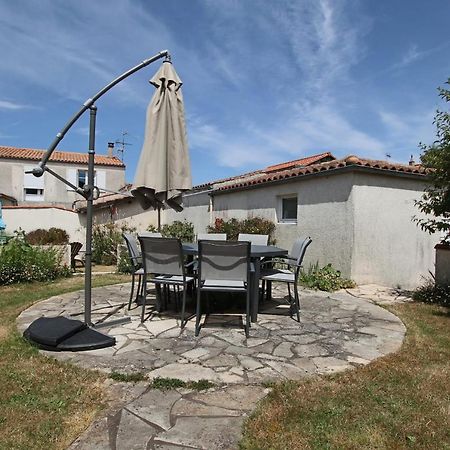 Appartement A Rochefort Esterno foto