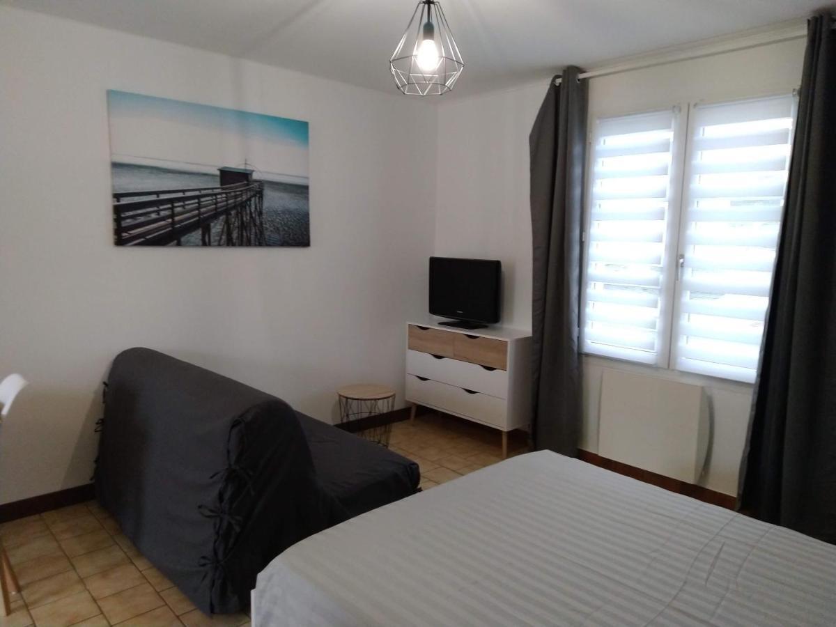 Appartement A Rochefort Esterno foto