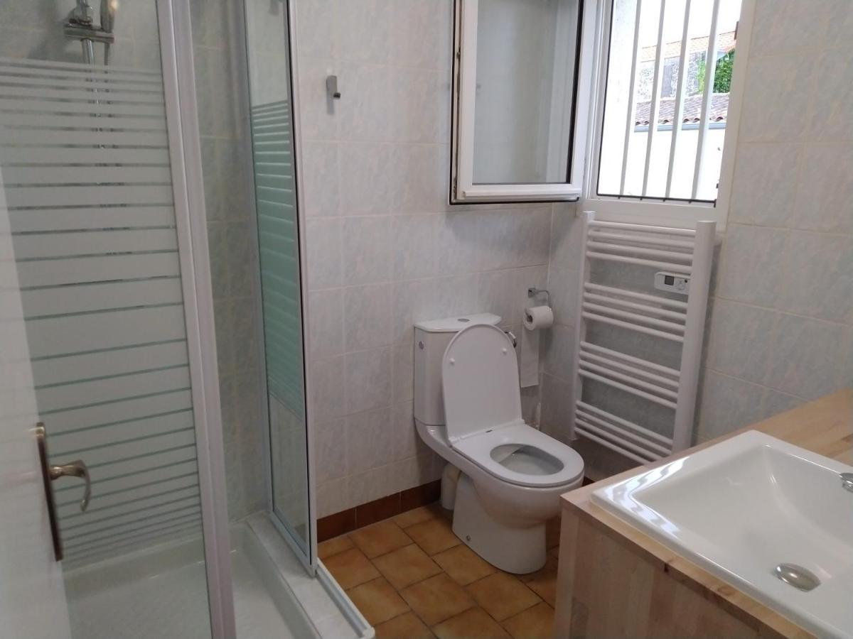 Appartement A Rochefort Esterno foto